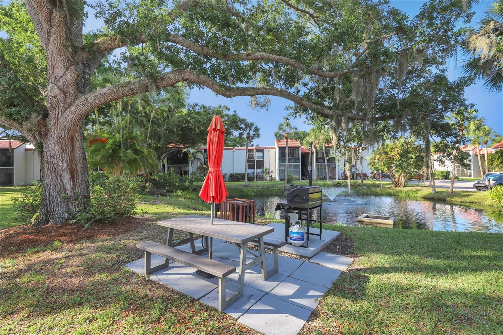 Image 16 of 25 For 3269 Beneva Road 203