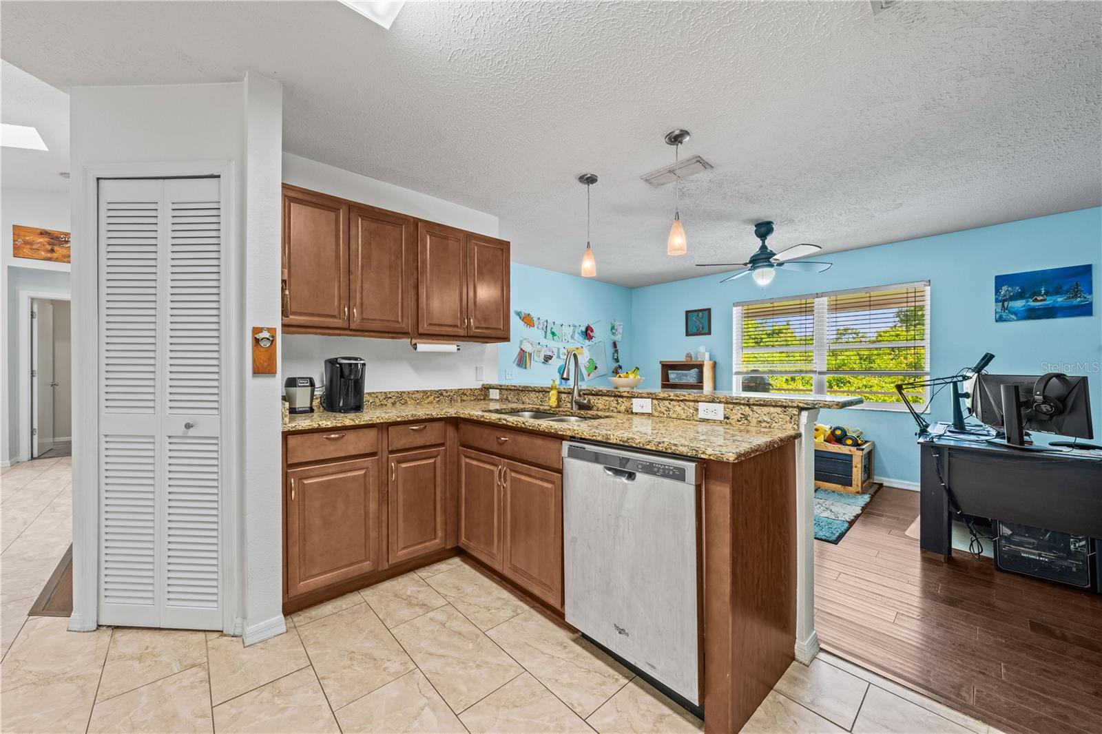 Image 20 of 58 For 5623 Wilde Oak Way