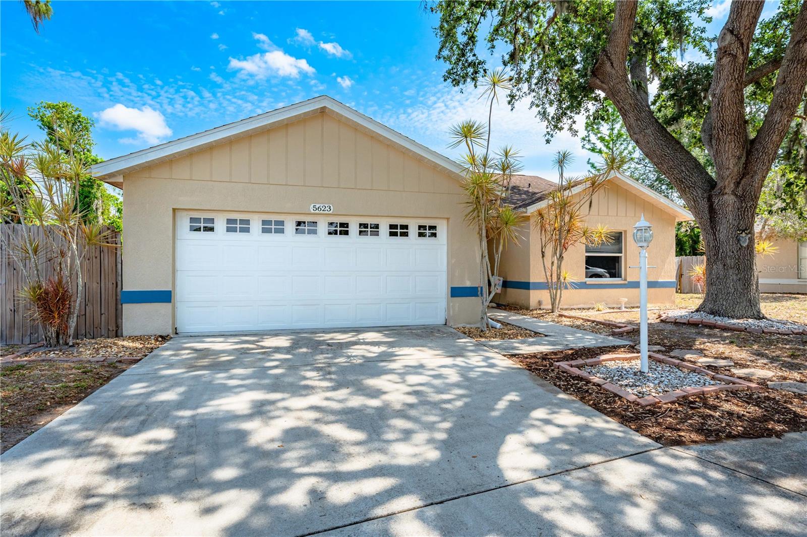 Image 4 of 58 For 5623 Wilde Oak Way