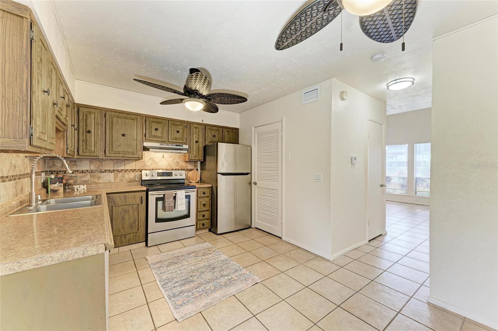 Image 12 of 37 For 4381 Sandner Drive