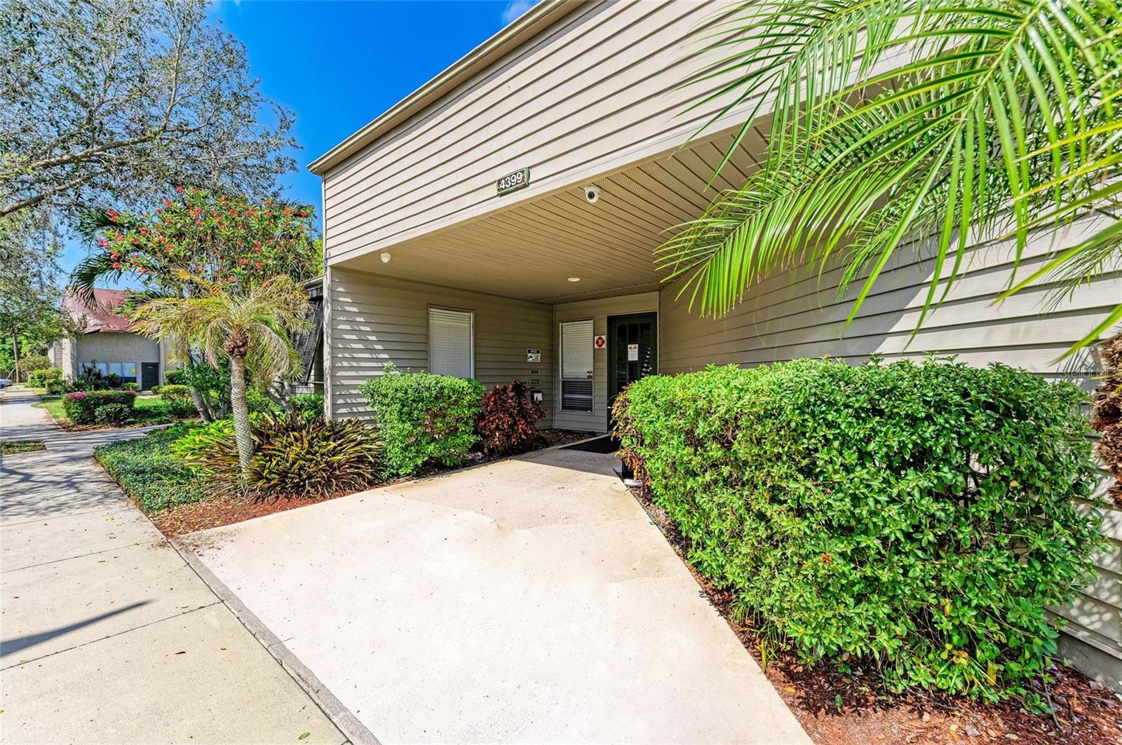 Image 32 of 37 For 4381 Sandner Drive