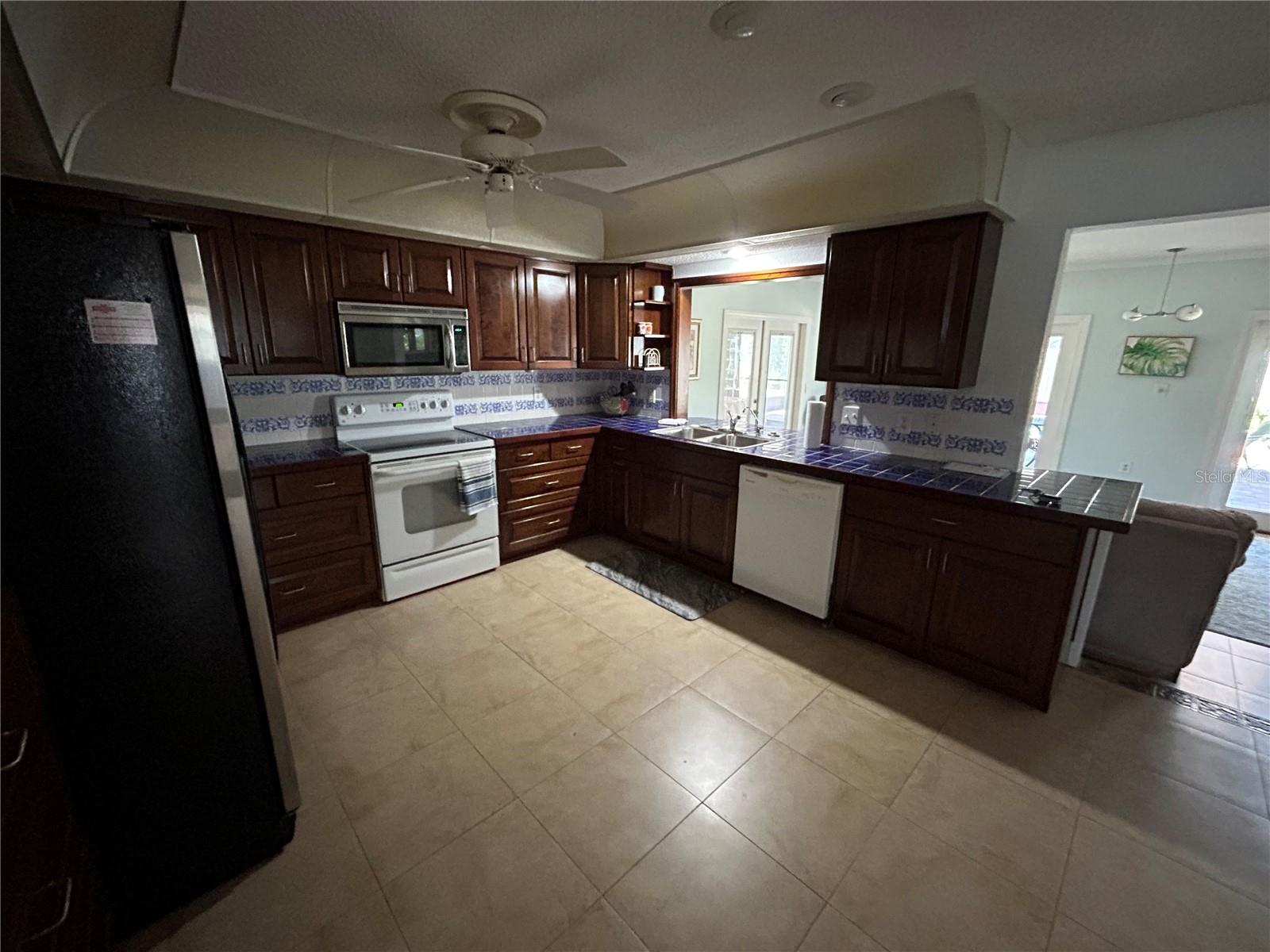 Image 4 of 14 For 1500 Crest Drive