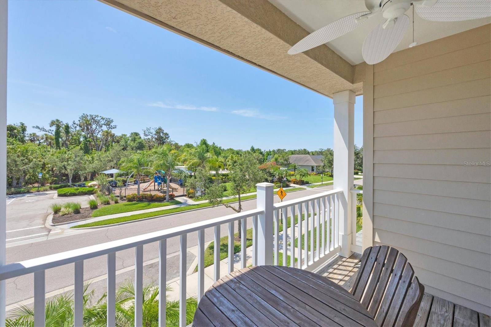 Image 19 of 44 For 4811 Woodbrook Drive