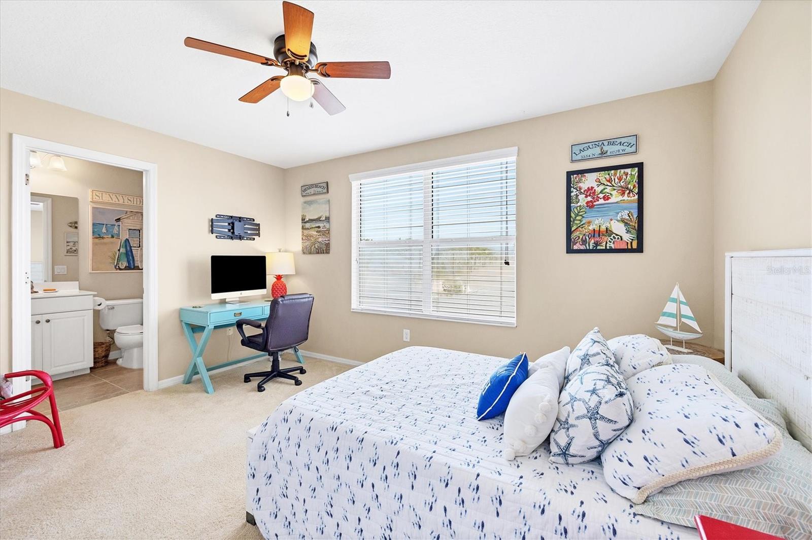 Image 25 of 44 For 4811 Woodbrook Drive