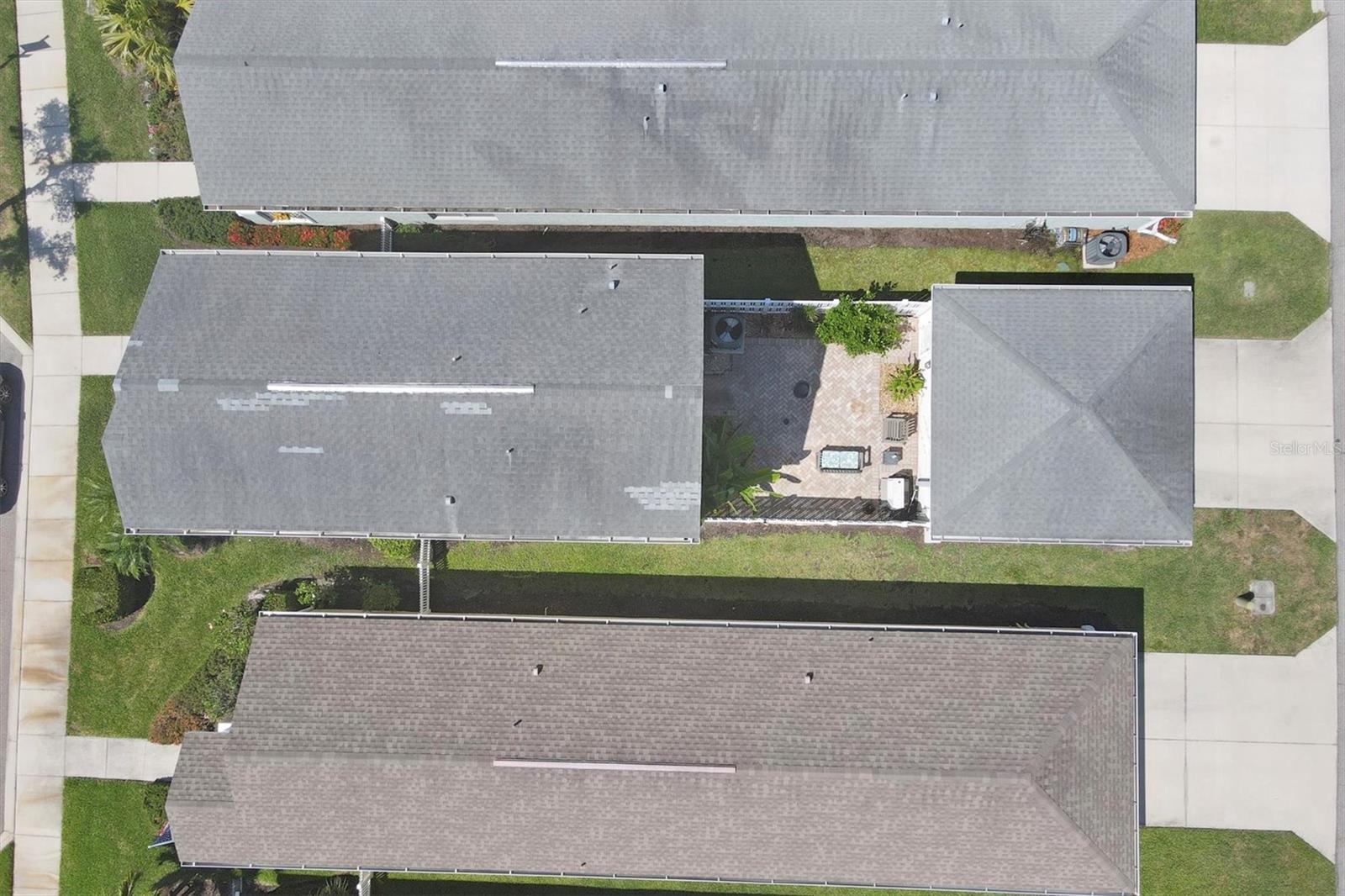 Image 33 of 44 For 4811 Woodbrook Drive