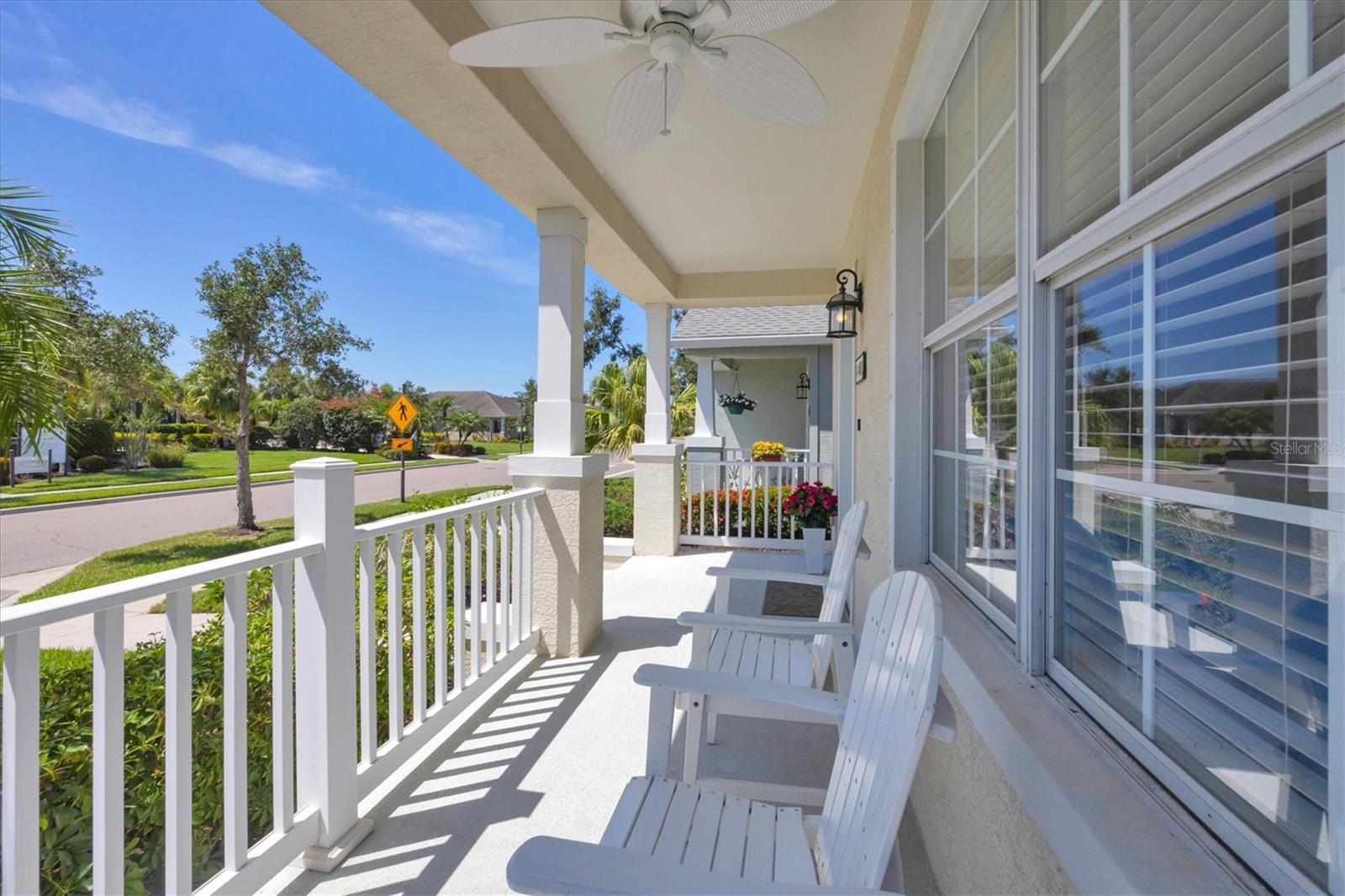 Image 4 of 44 For 4811 Woodbrook Drive