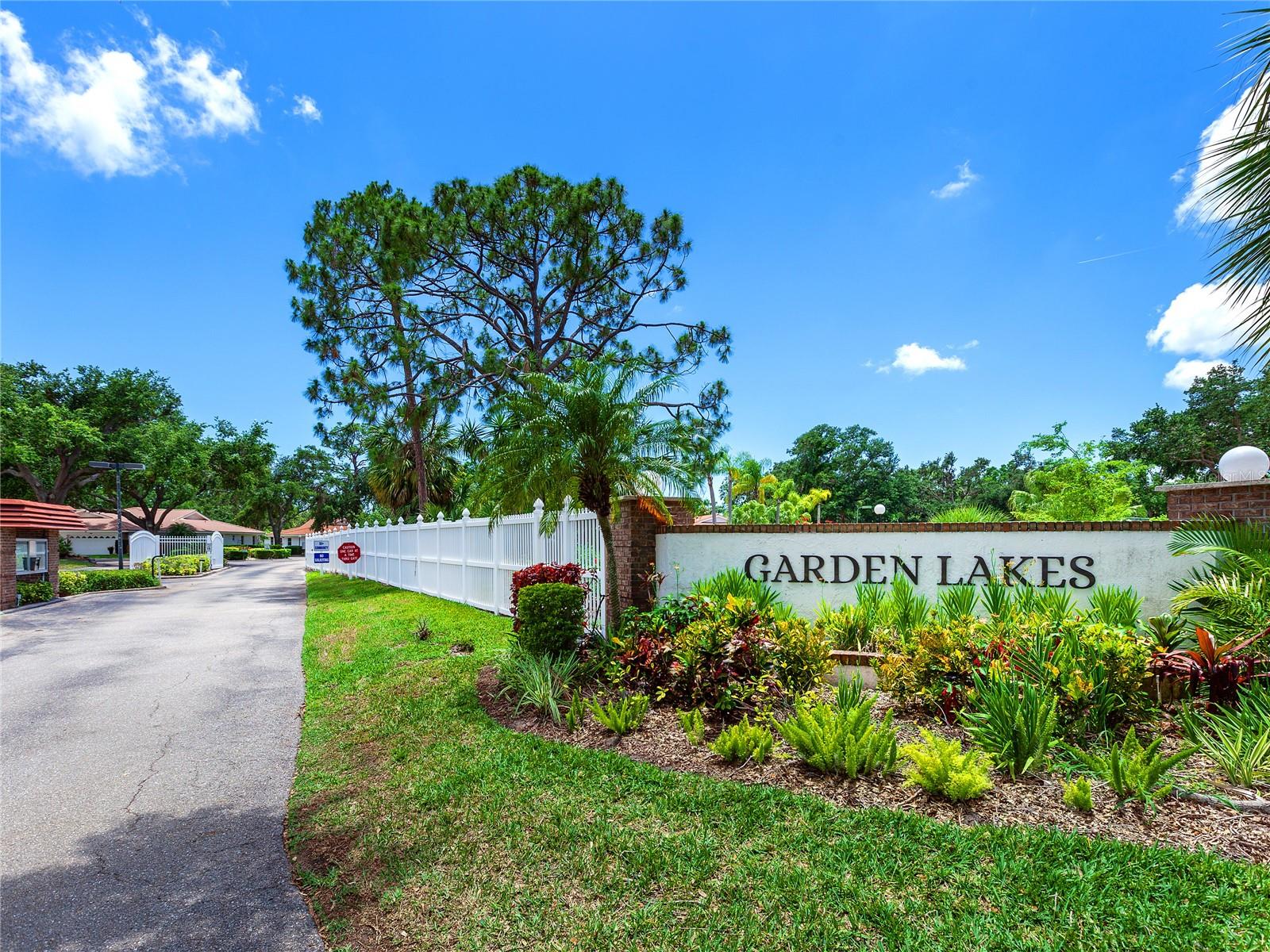 Image 32 of 54 For 5729 Garden Lakes Palm