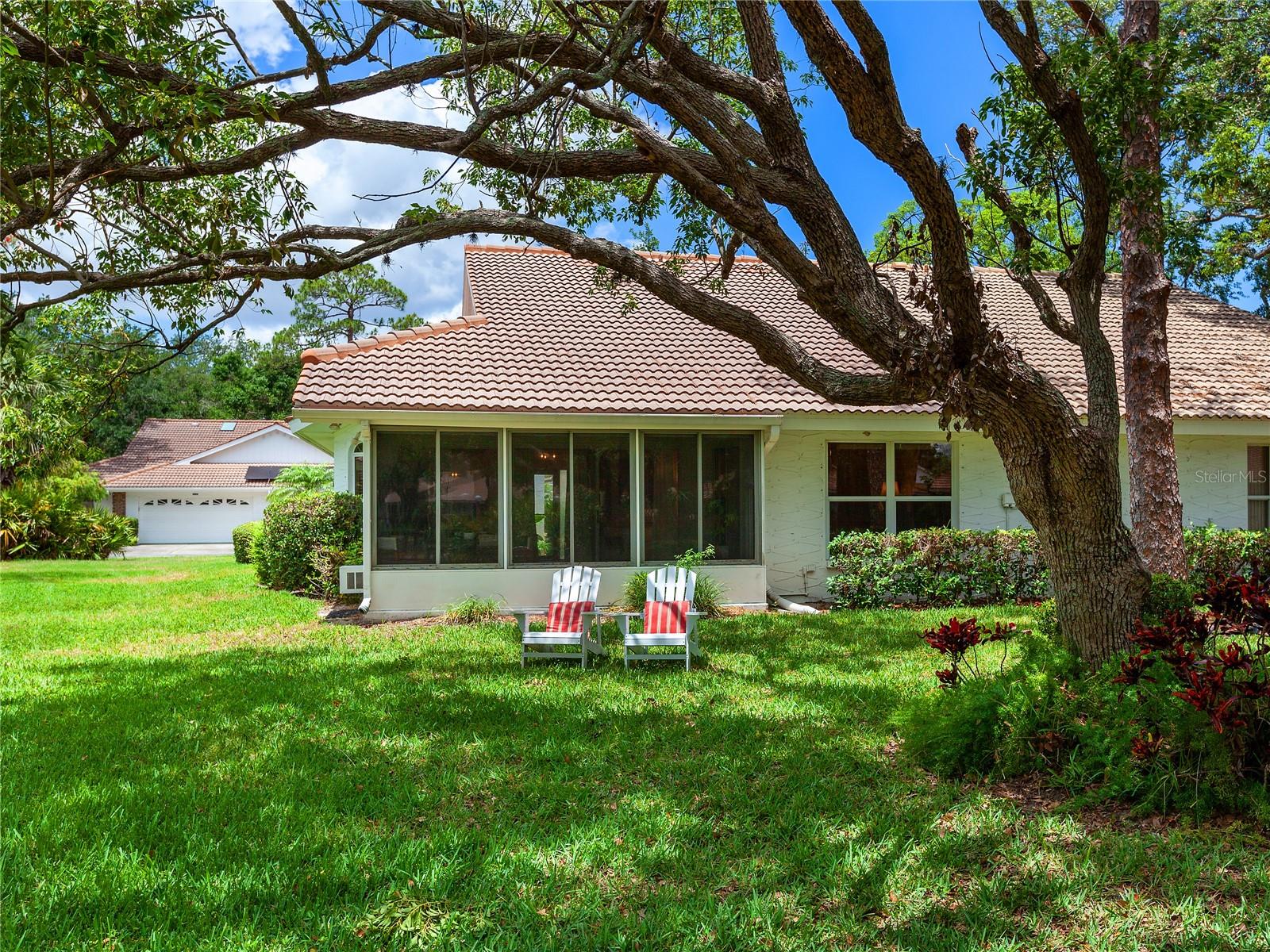 Image 8 of 54 For 5729 Garden Lakes Palm