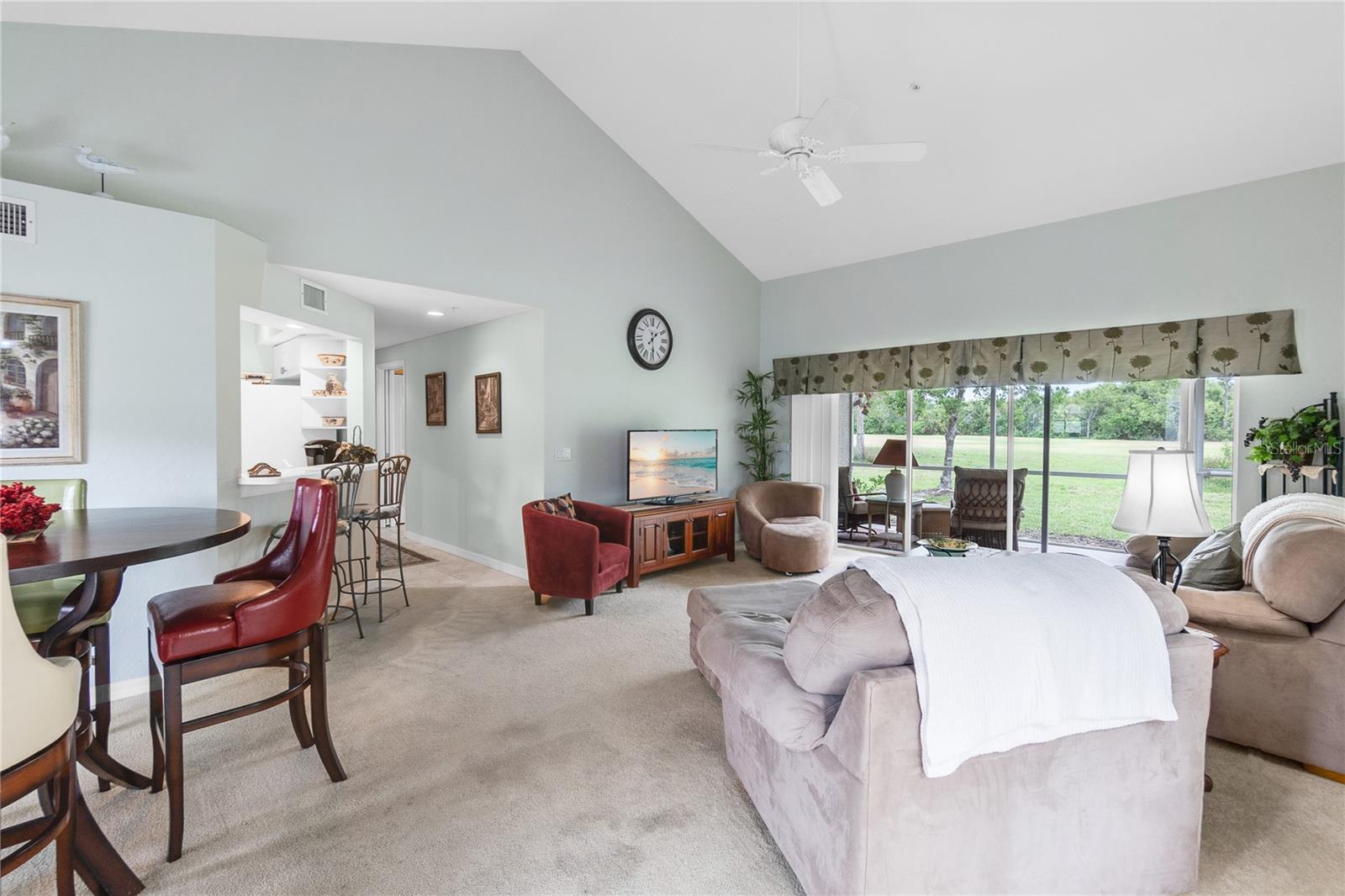 Image 7 of 40 For 7637 Sweetbay Circle