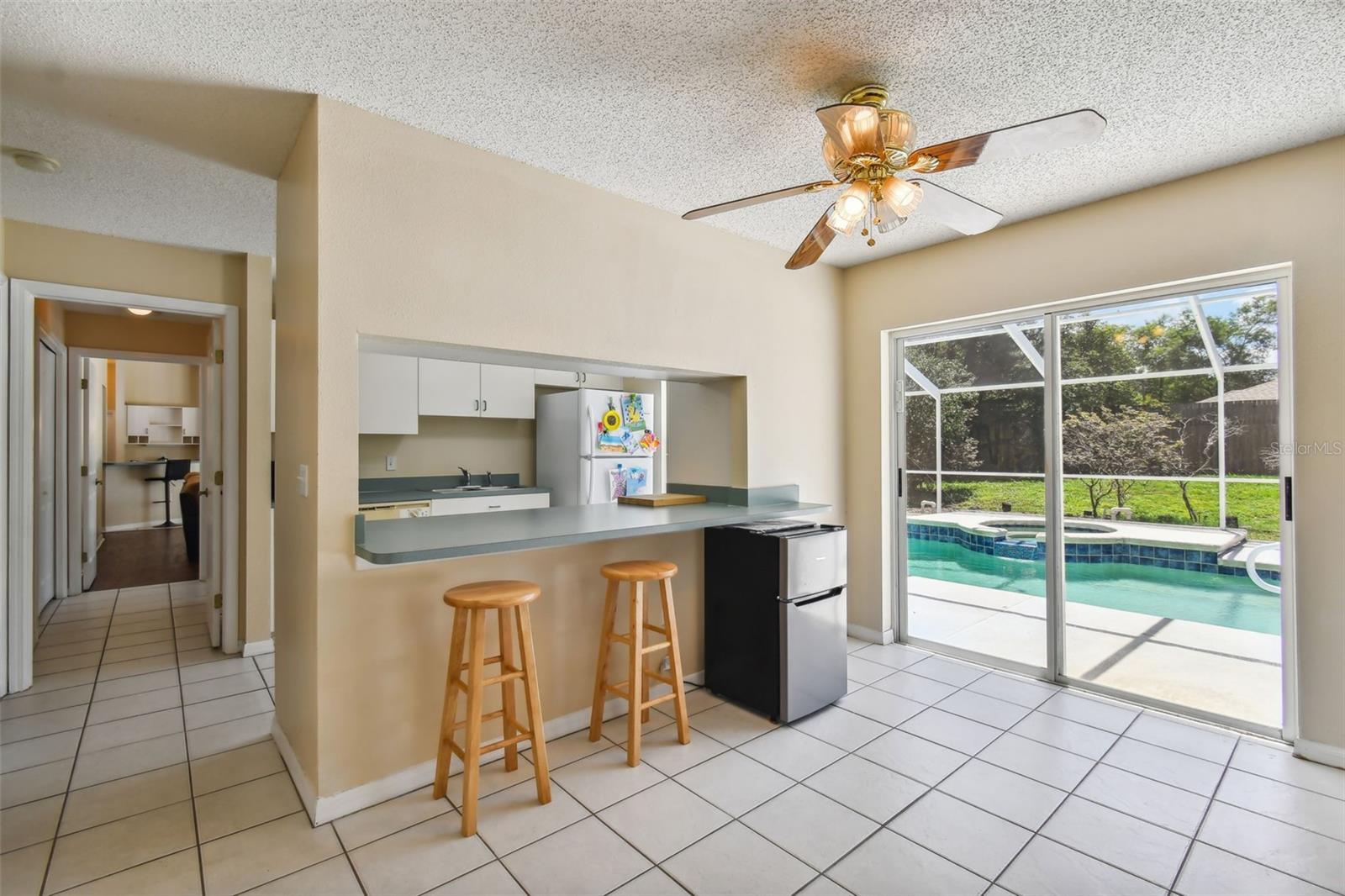 Image 17 of 25 For 3919 Fan Palm Court
