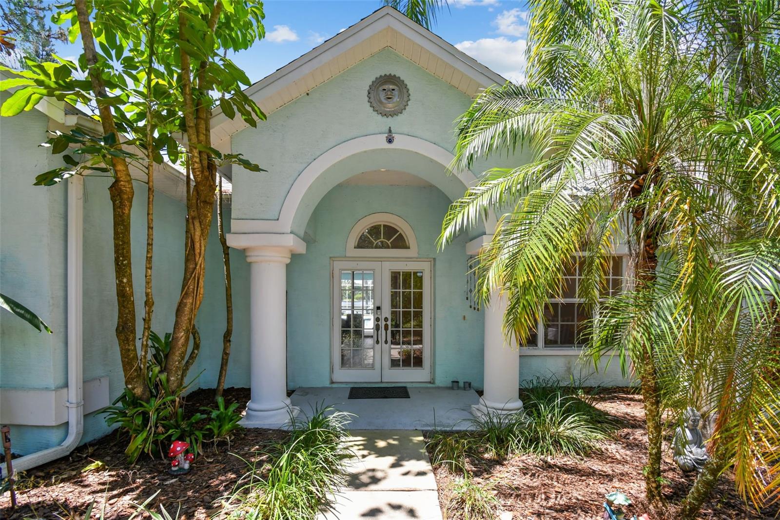 Image 2 of 25 For 3919 Fan Palm Court
