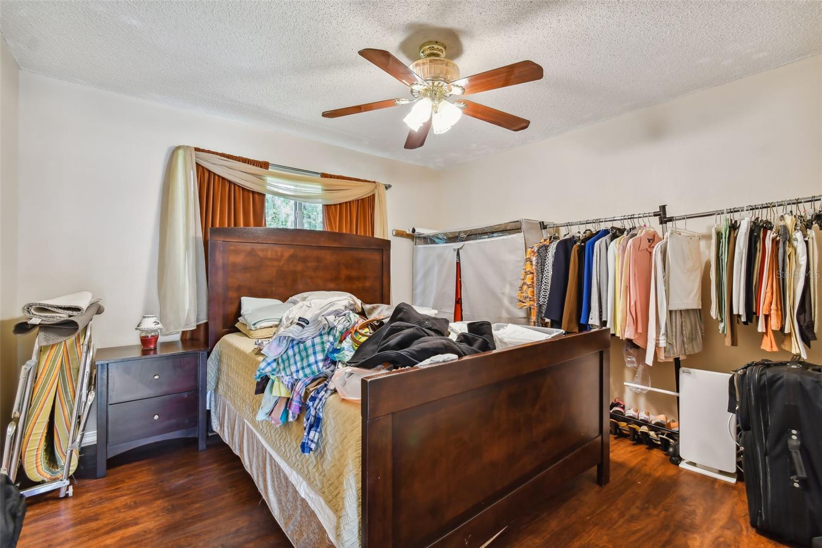 Image 21 of 25 For 3919 Fan Palm Court