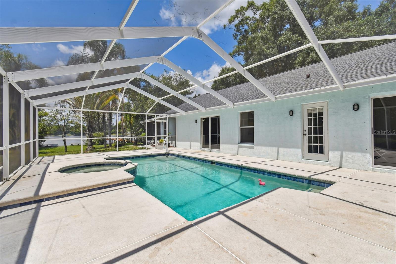 Image 22 of 25 For 3919 Fan Palm Court