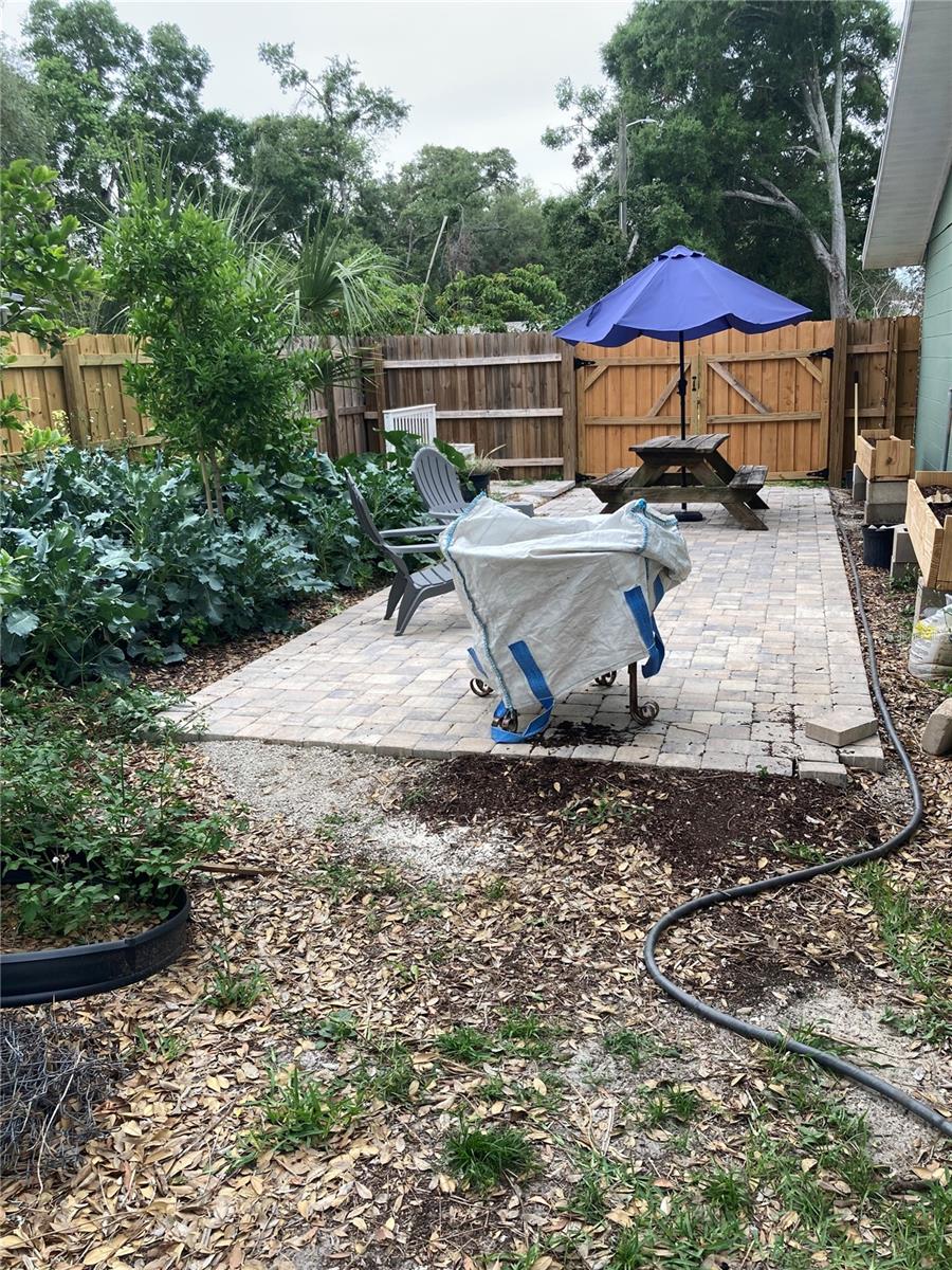 Image 2 of 6 For 25507 19th Avenue