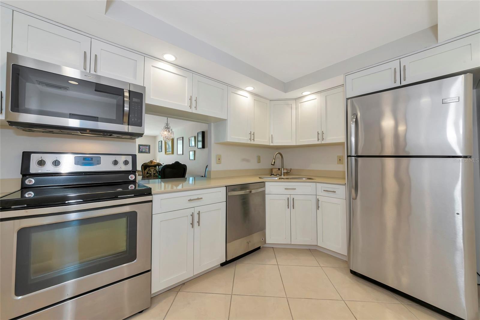 Image 37 of 86 For 101 Gulfstream Avenue 16c