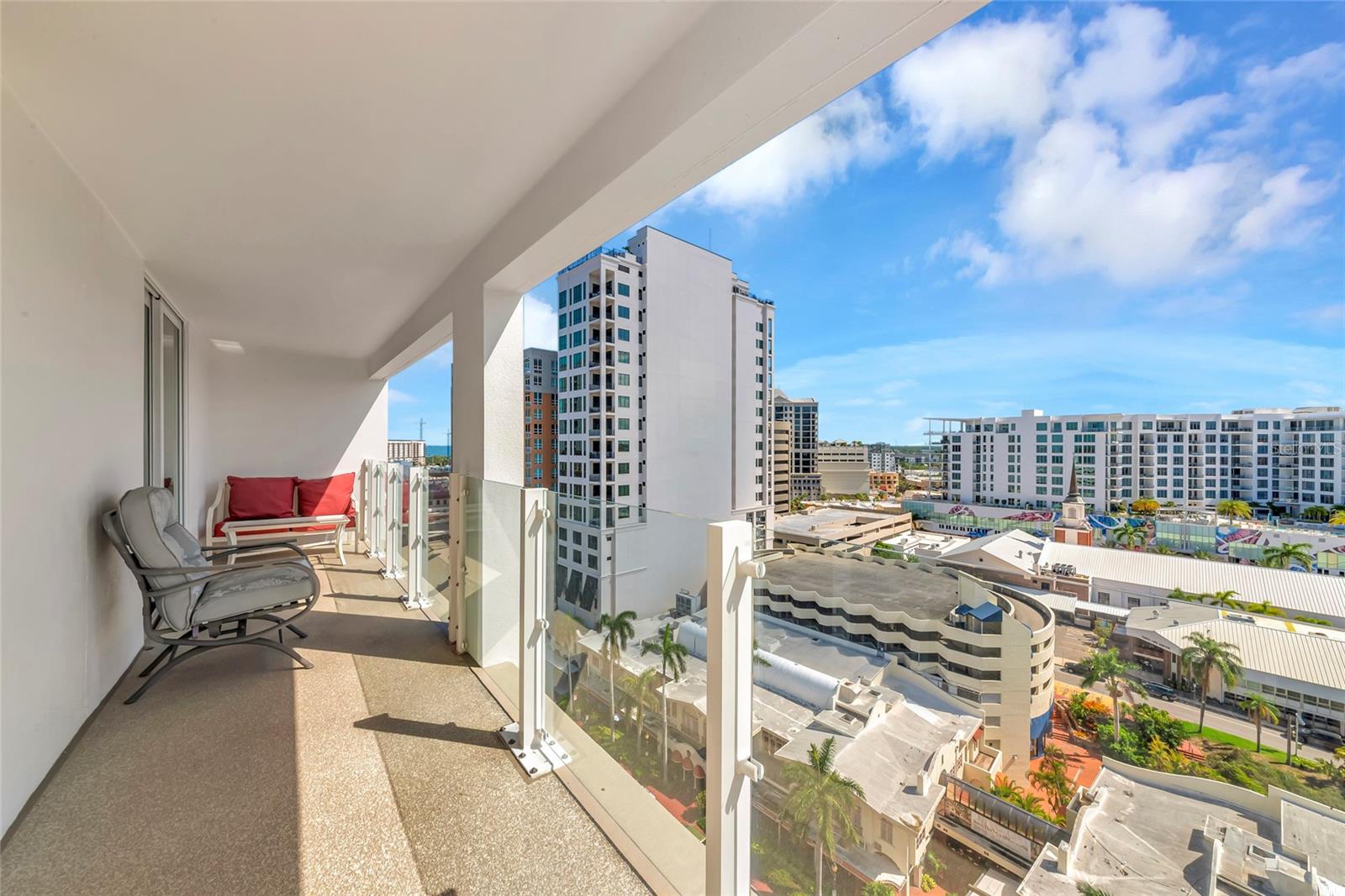 Image 4 of 86 For 101 Gulfstream Avenue 16c