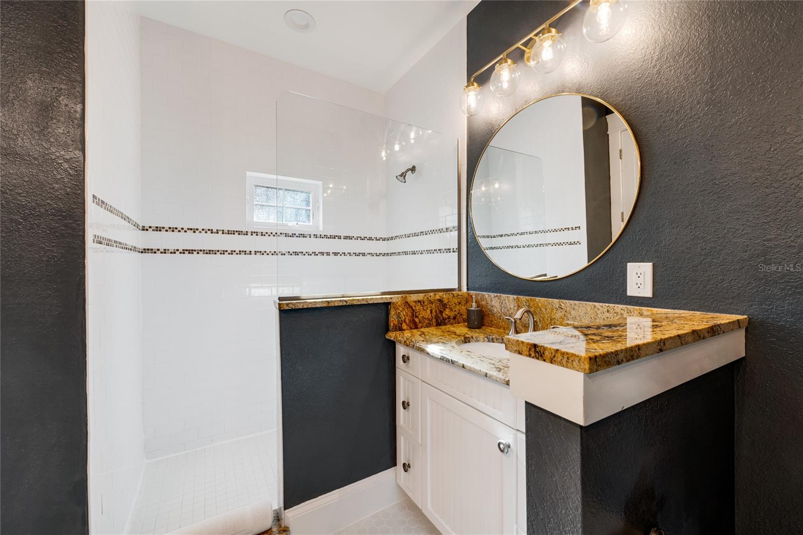 Image 15 of 30 For 307b 63rd Street