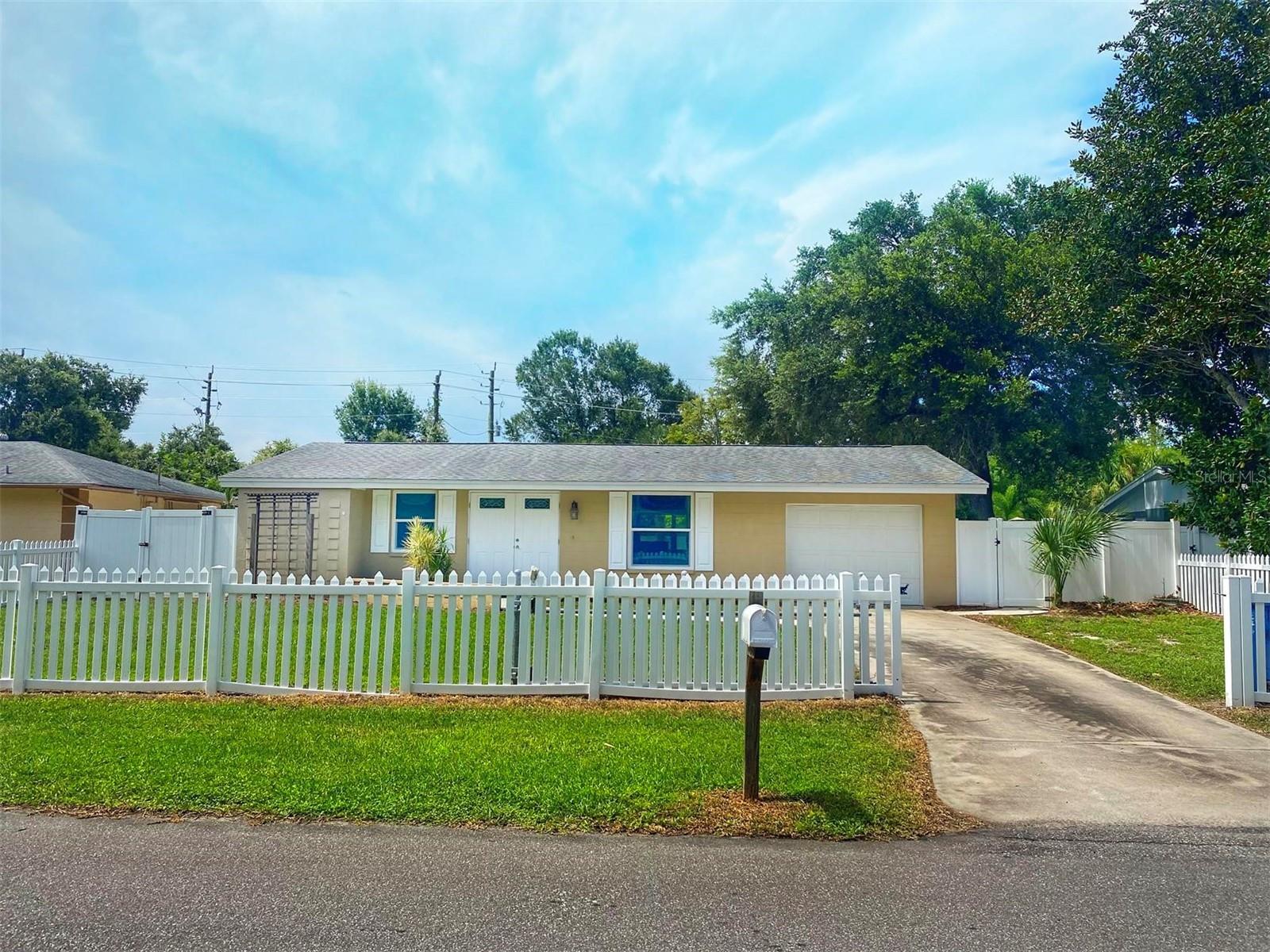 Details for 1110 Carmella Circle, SARASOTA, FL 34243