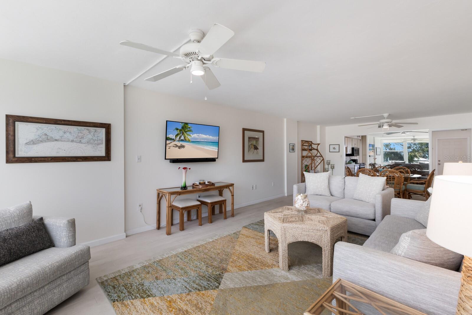 Image 31 of 40 For 5200 Gulf Drive 408