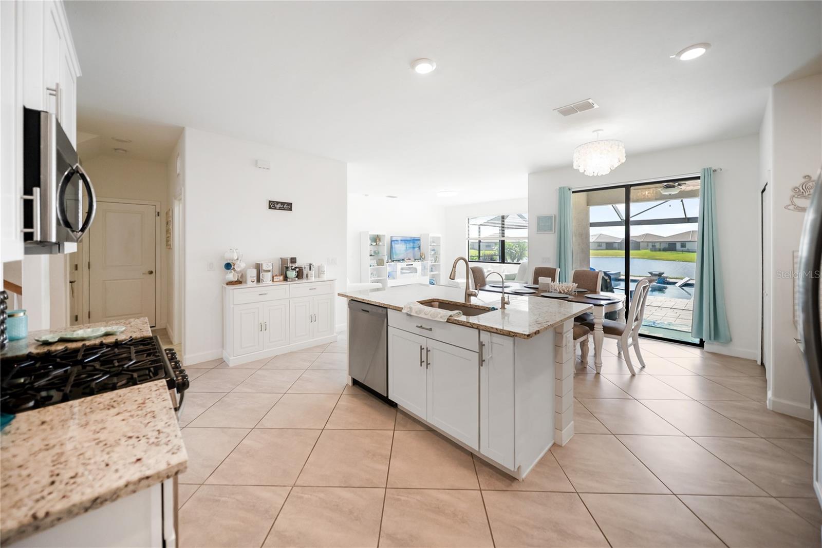 Image 17 of 64 For 5333 Coral Reef Way