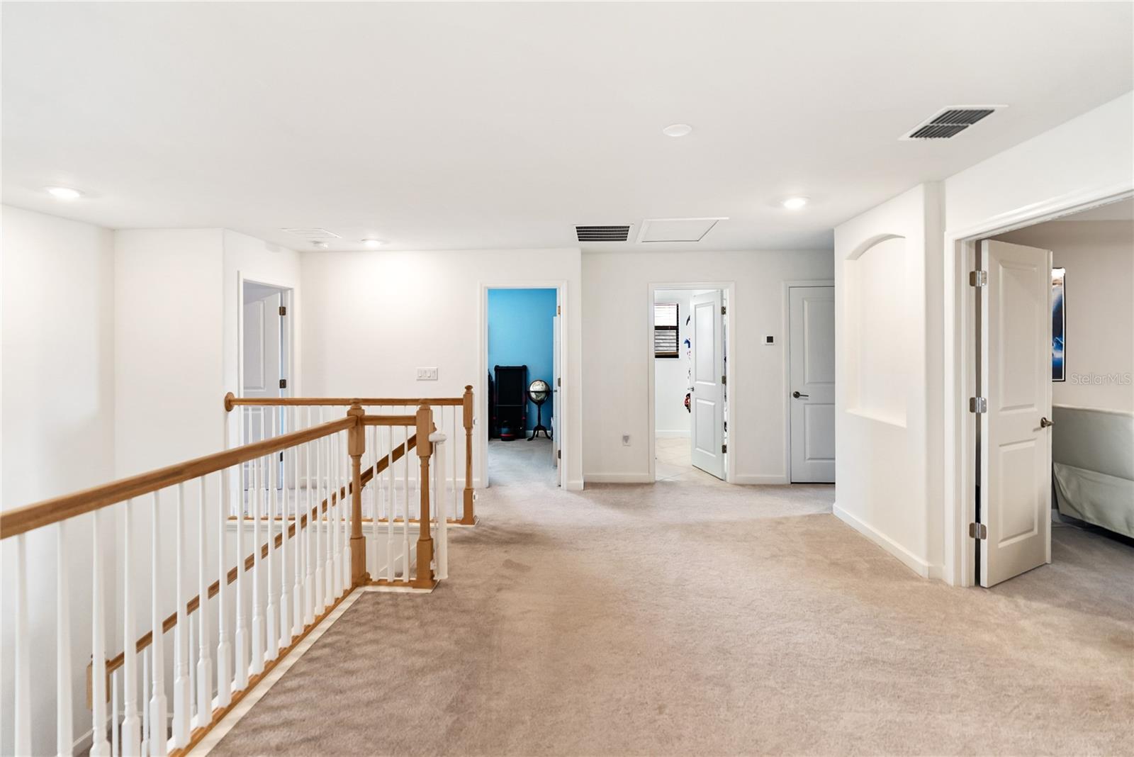 Image 31 of 64 For 5333 Coral Reef Way