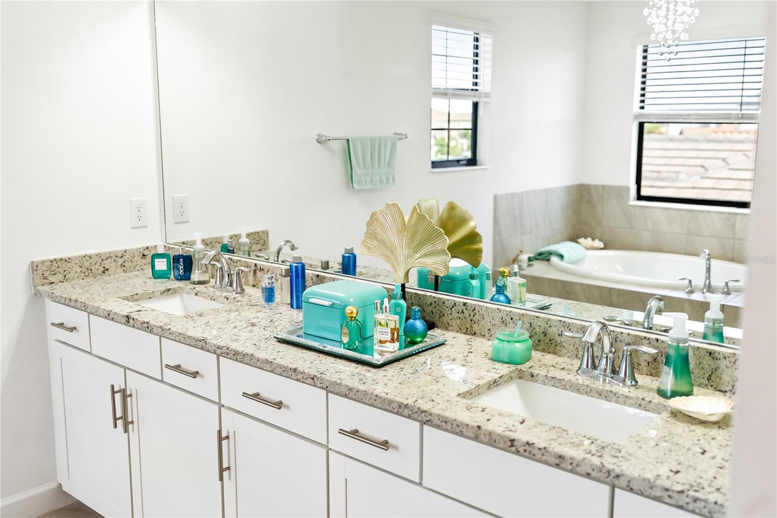 Image 36 of 64 For 5333 Coral Reef Way