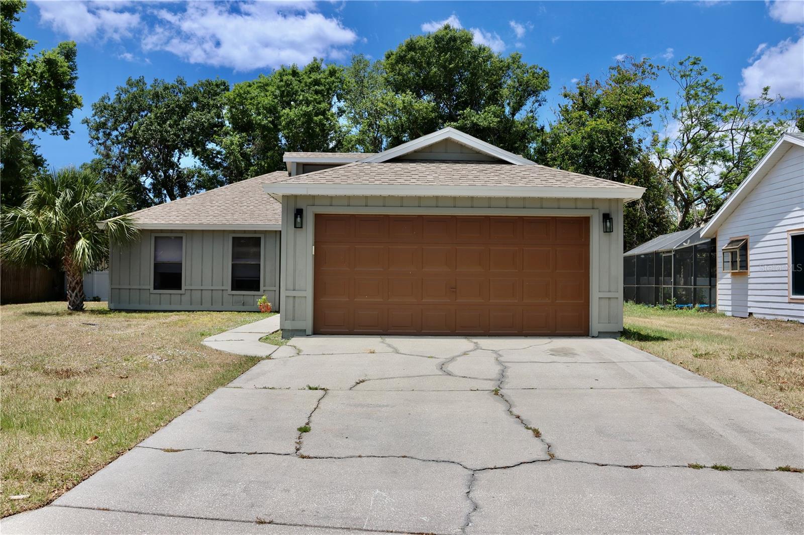 Image 2 of 28 For 8232 Country Oaks Court