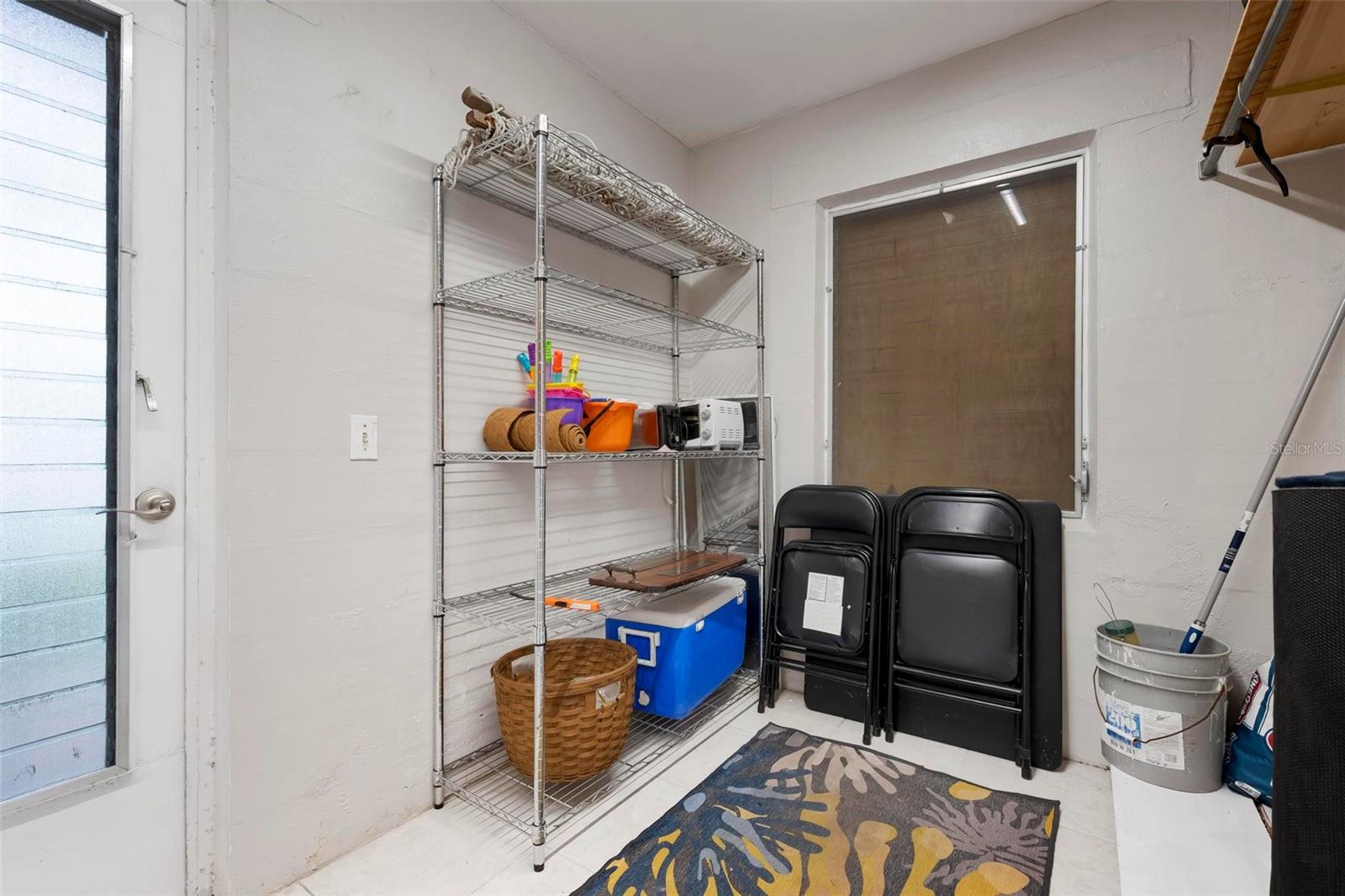 Image 43 of 53 For 602 Baronet Lane