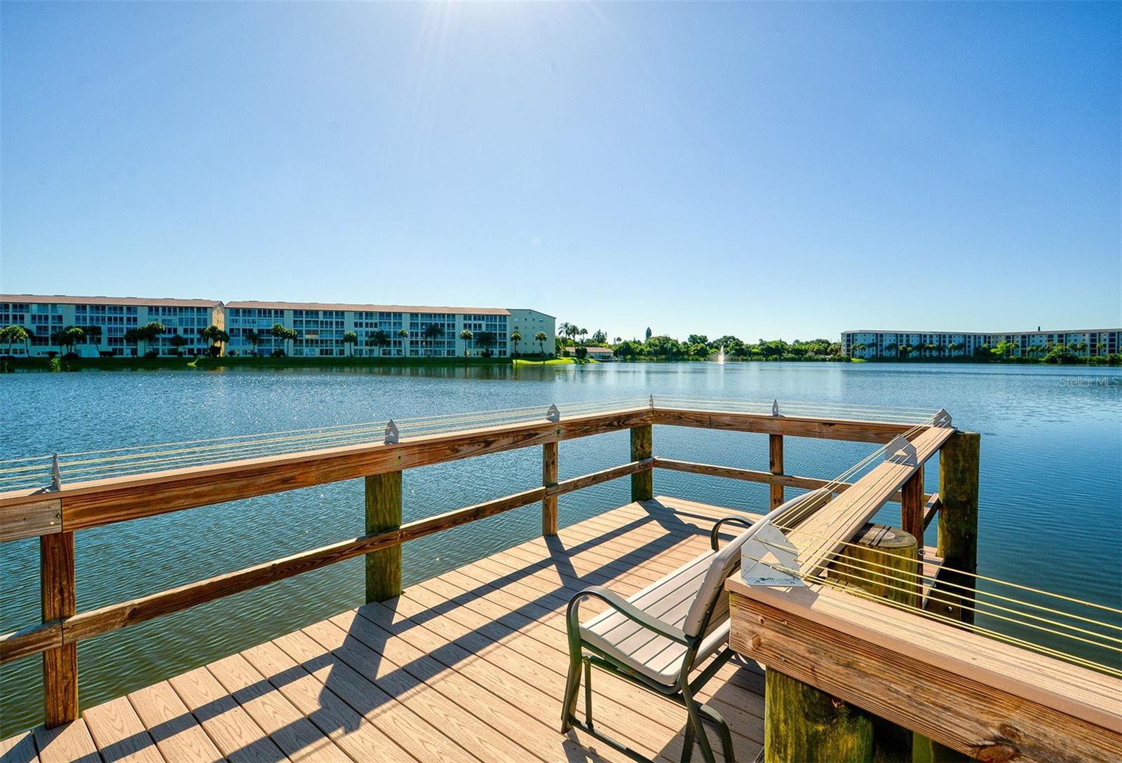 Image 23 of 37 For 3740 Lake Bayshore Drive 501