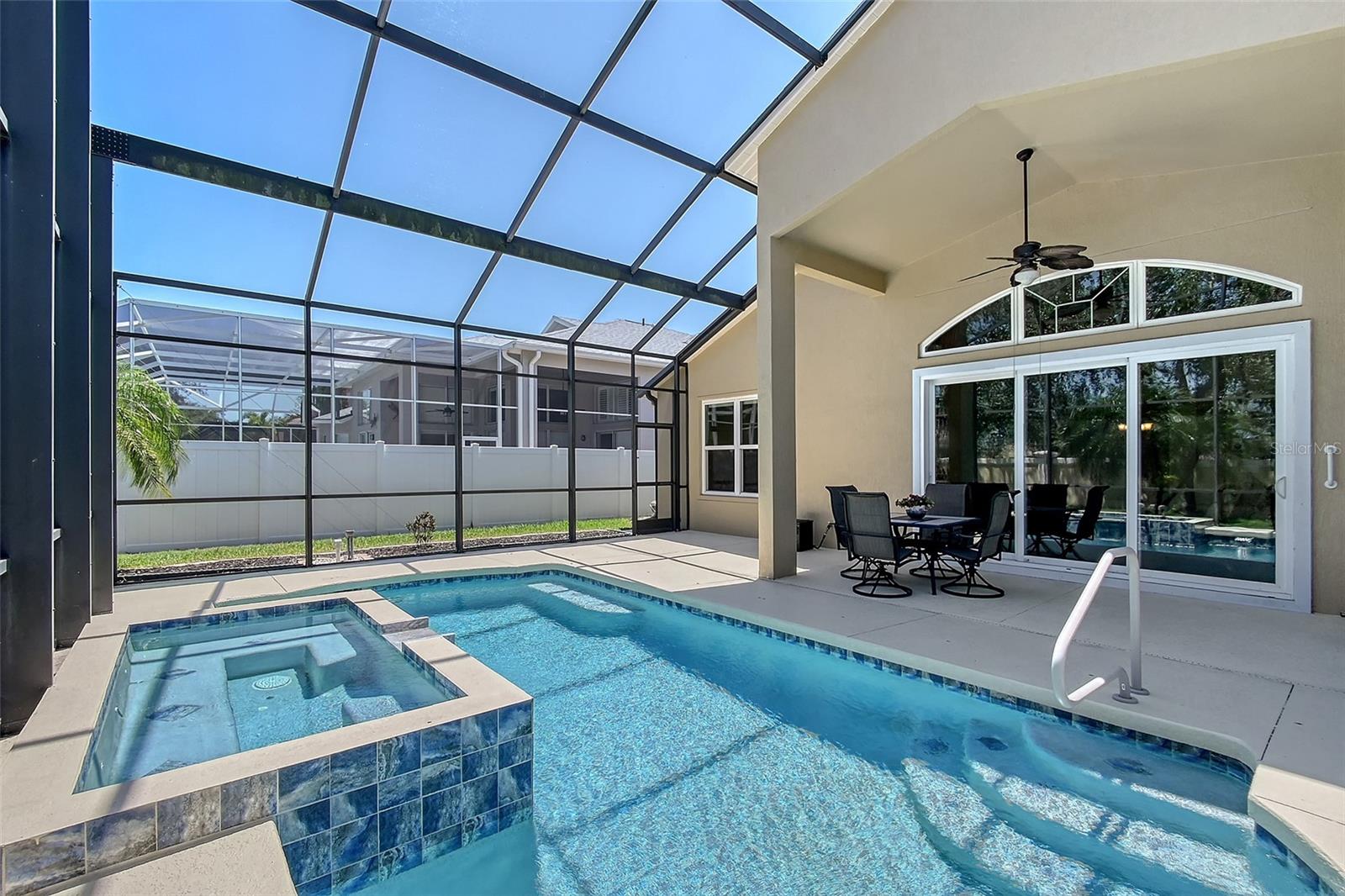 Image 37 of 52 For 6605 38th Lane E