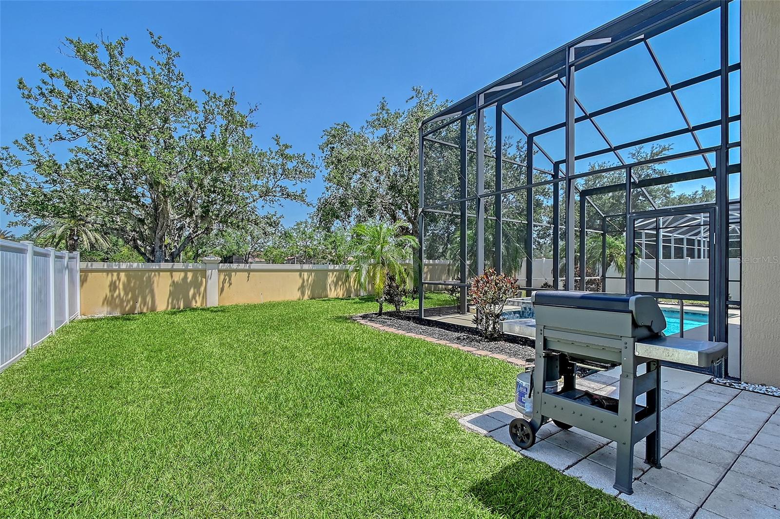 Image 39 of 52 For 6605 38th Lane E