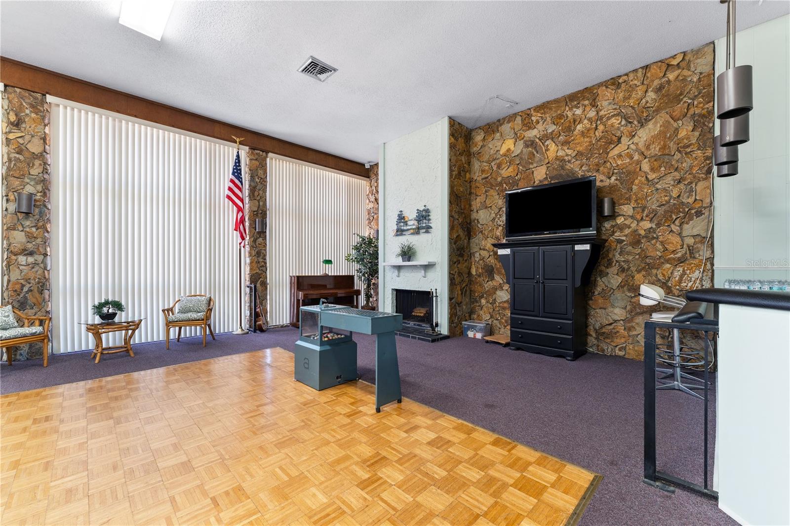 Image 28 of 32 For 5709 13th Avenue W