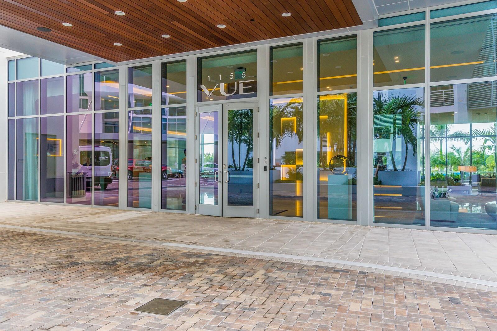 Image 4 of 47 For 1155 Gulfstream Avenue 406