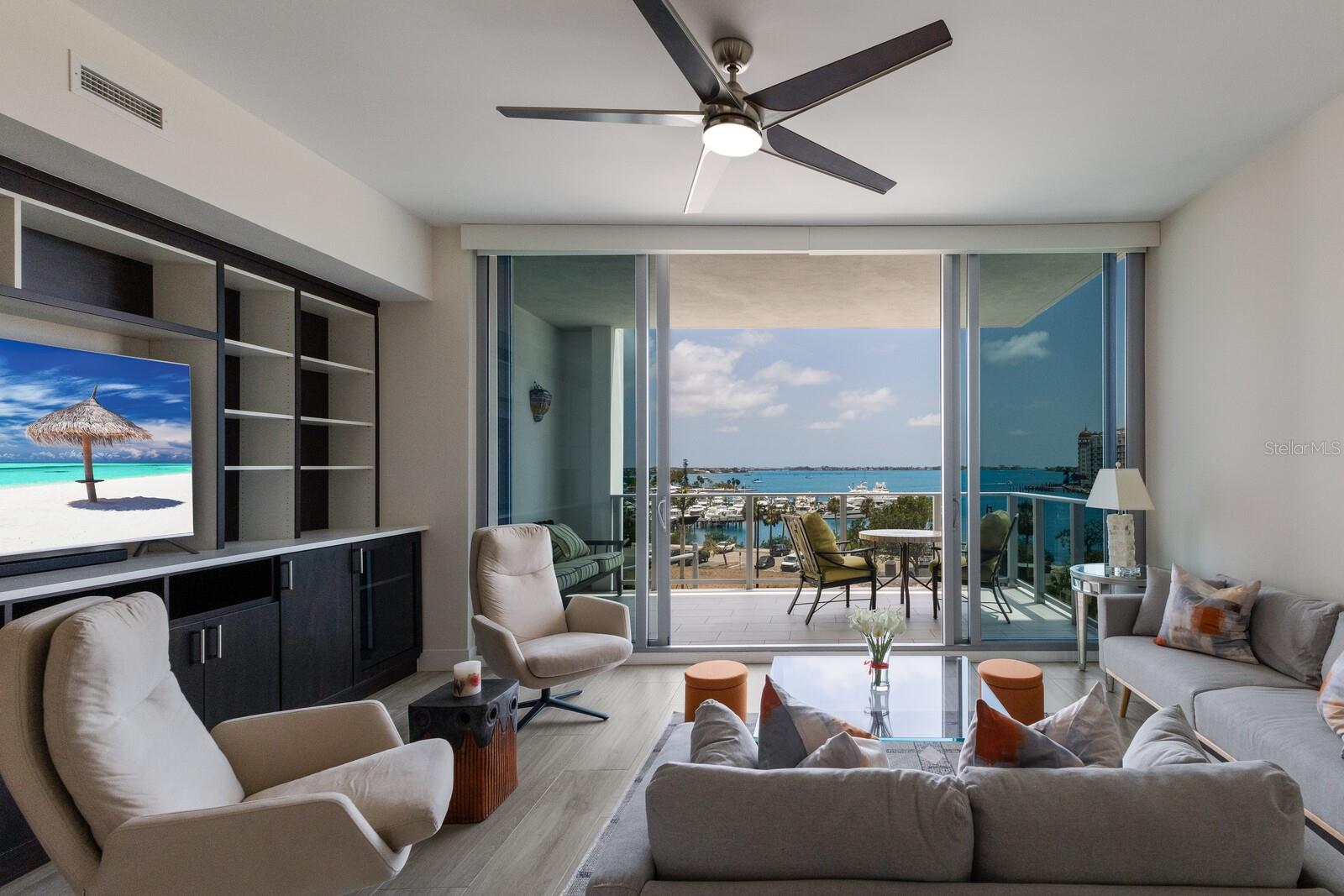 Image 7 of 47 For 1155 Gulfstream Avenue 406
