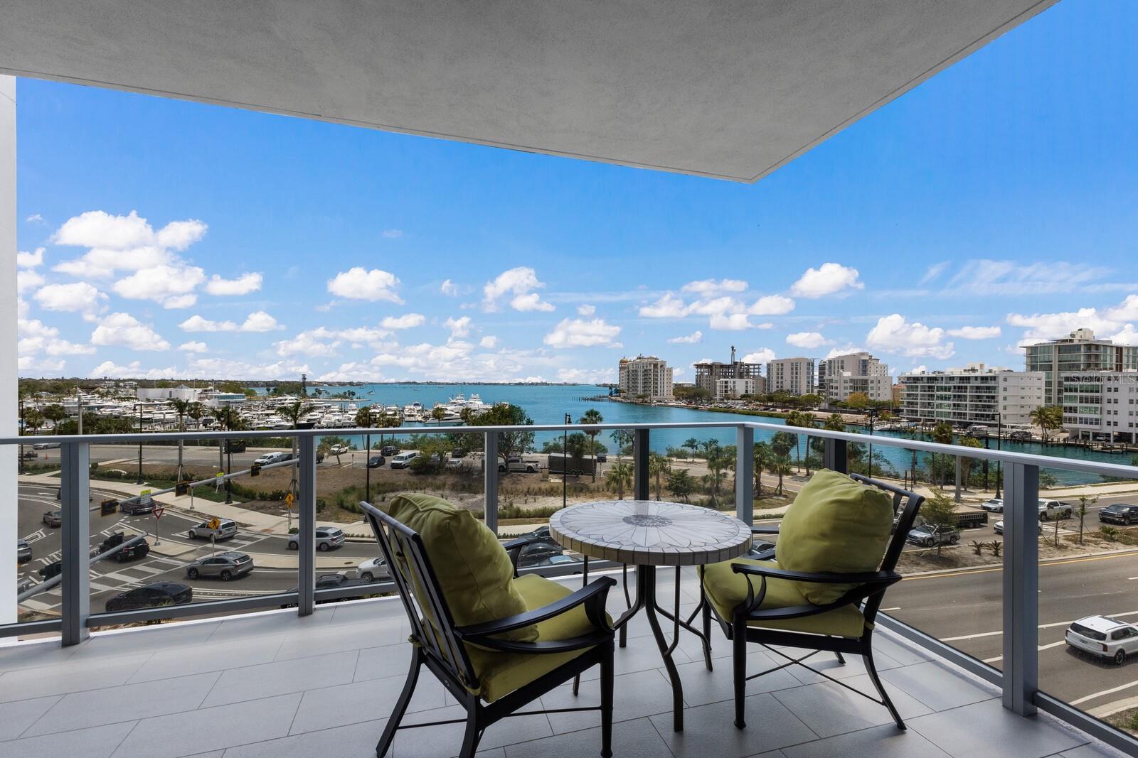 Image 8 of 47 For 1155 Gulfstream Avenue 406