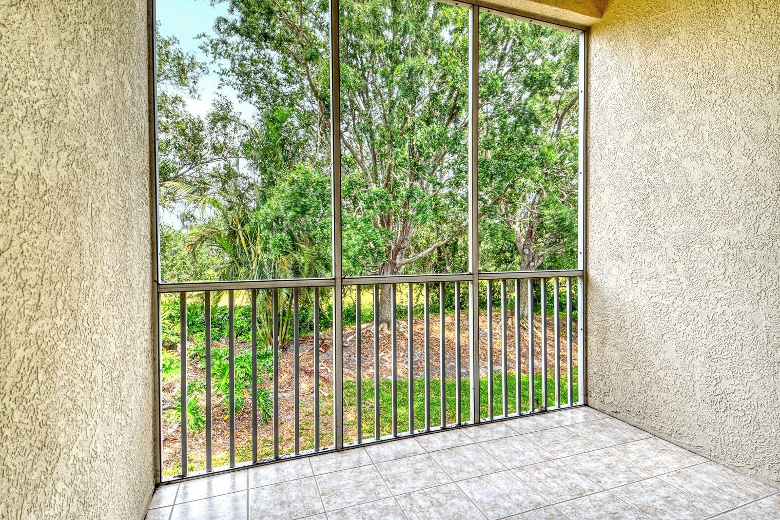 Image 10 of 60 For 8315 Glenrose Way 1421