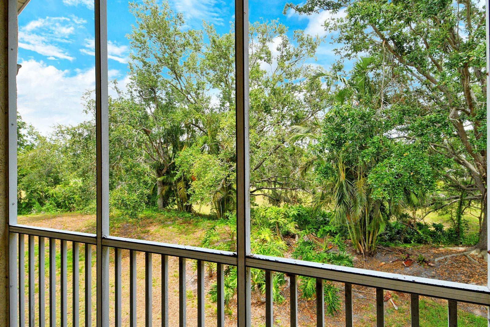 Image 11 of 60 For 8315 Glenrose Way 1421