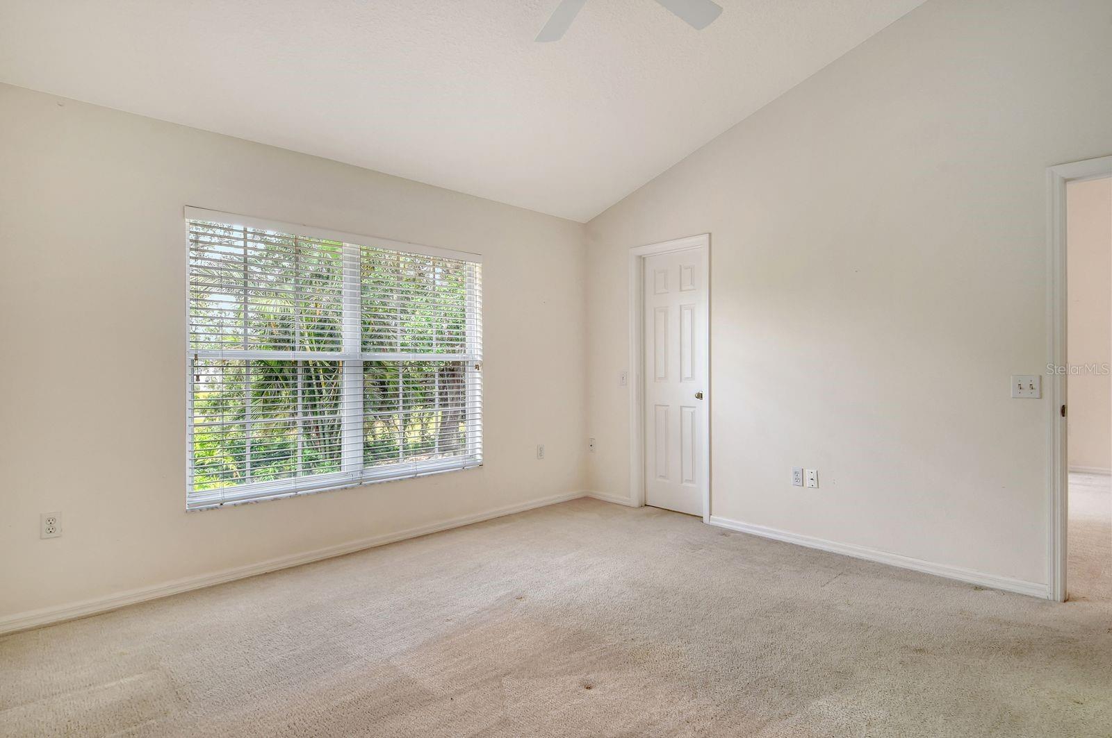 Image 20 of 60 For 8315 Glenrose Way 1421