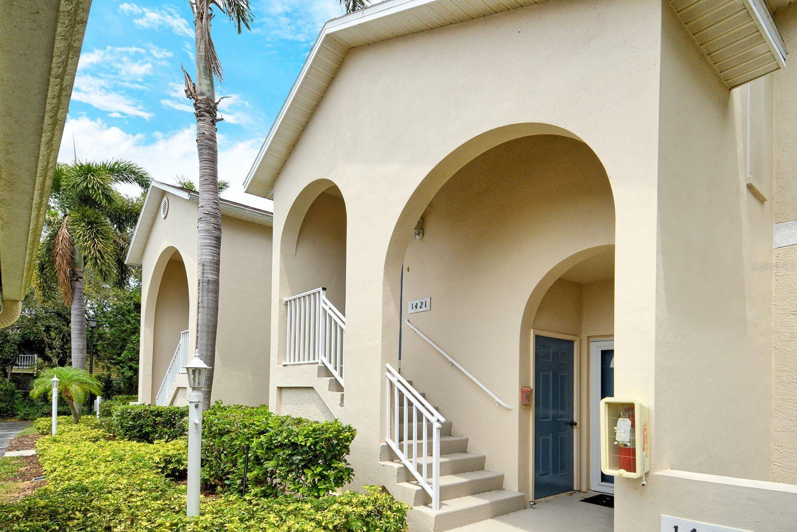 Image 3 of 60 For 8315 Glenrose Way 1421