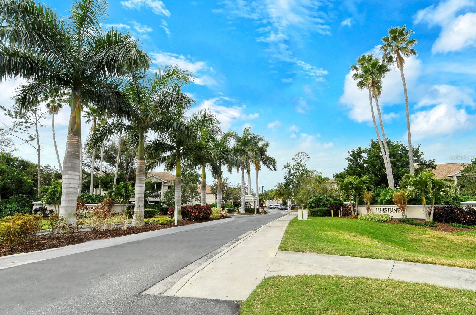 Image 31 of 60 For 8315 Glenrose Way 1421