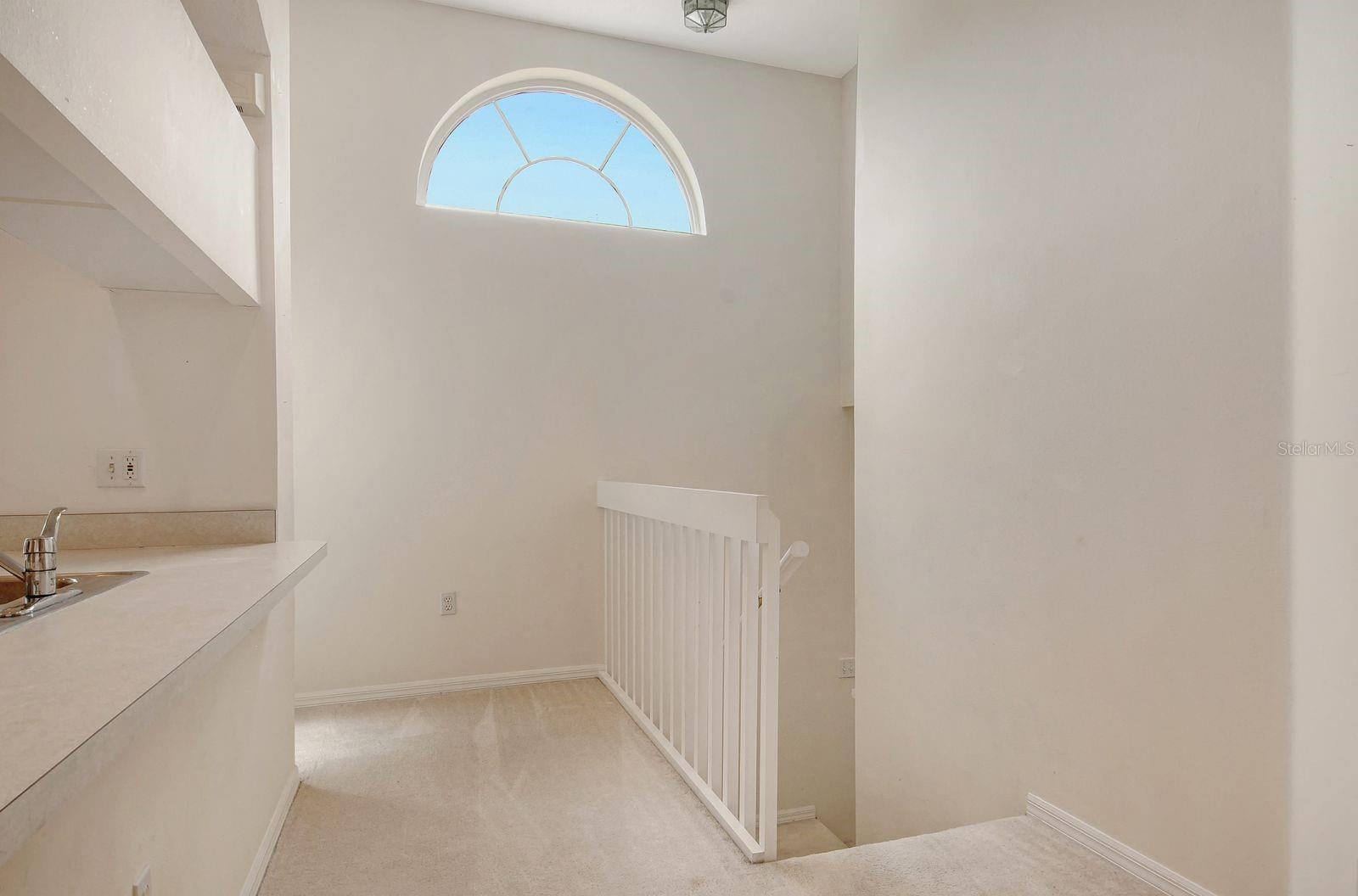 Image 4 of 60 For 8315 Glenrose Way 1421