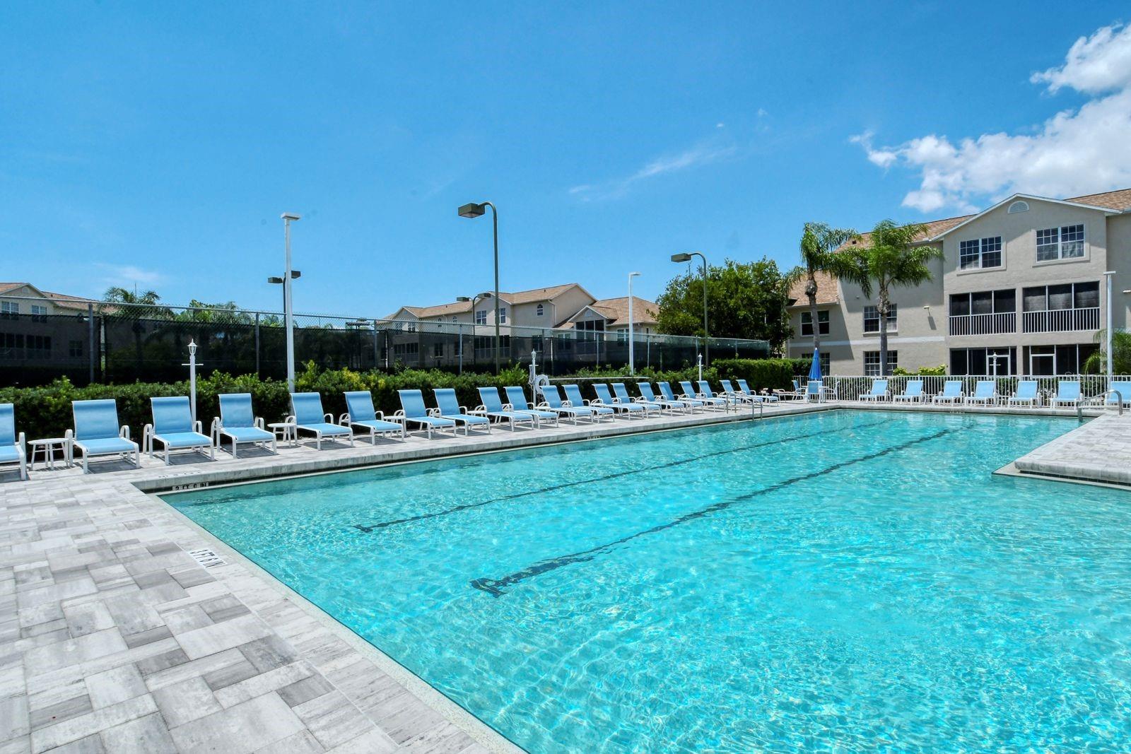 Image 41 of 60 For 8315 Glenrose Way 1421