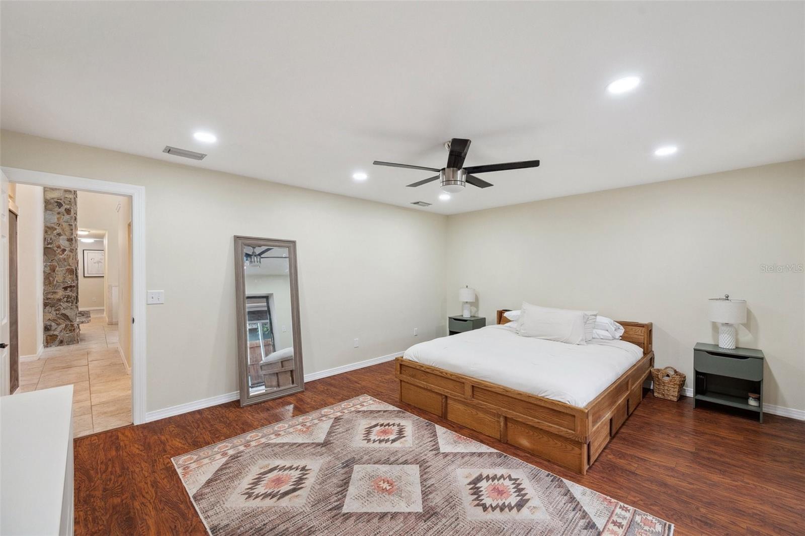 Image 23 of 66 For 3006 Wister Circle