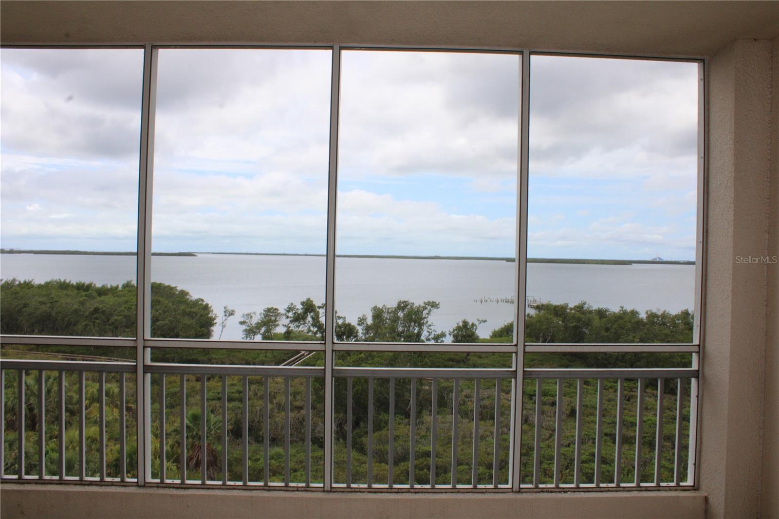 Image 36 of 72 For 2825 Terra Ceia Bay Boulevard 1505