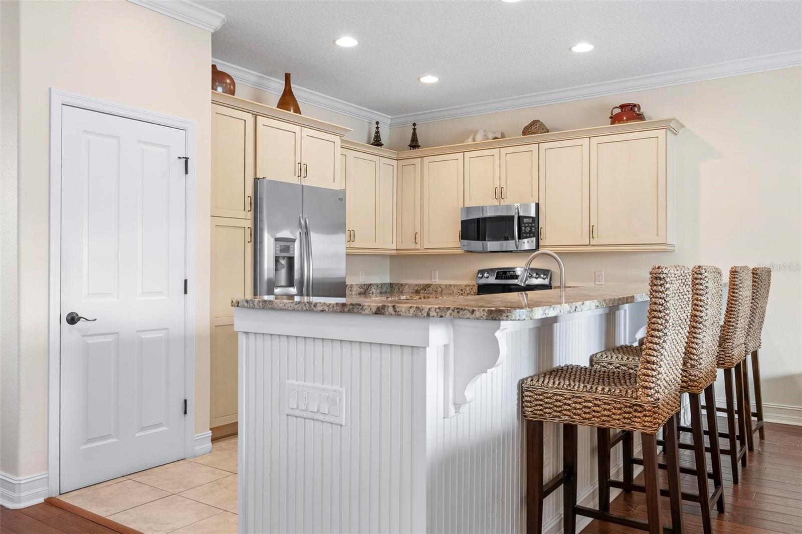 Image 11 of 66 For 215 65th Street