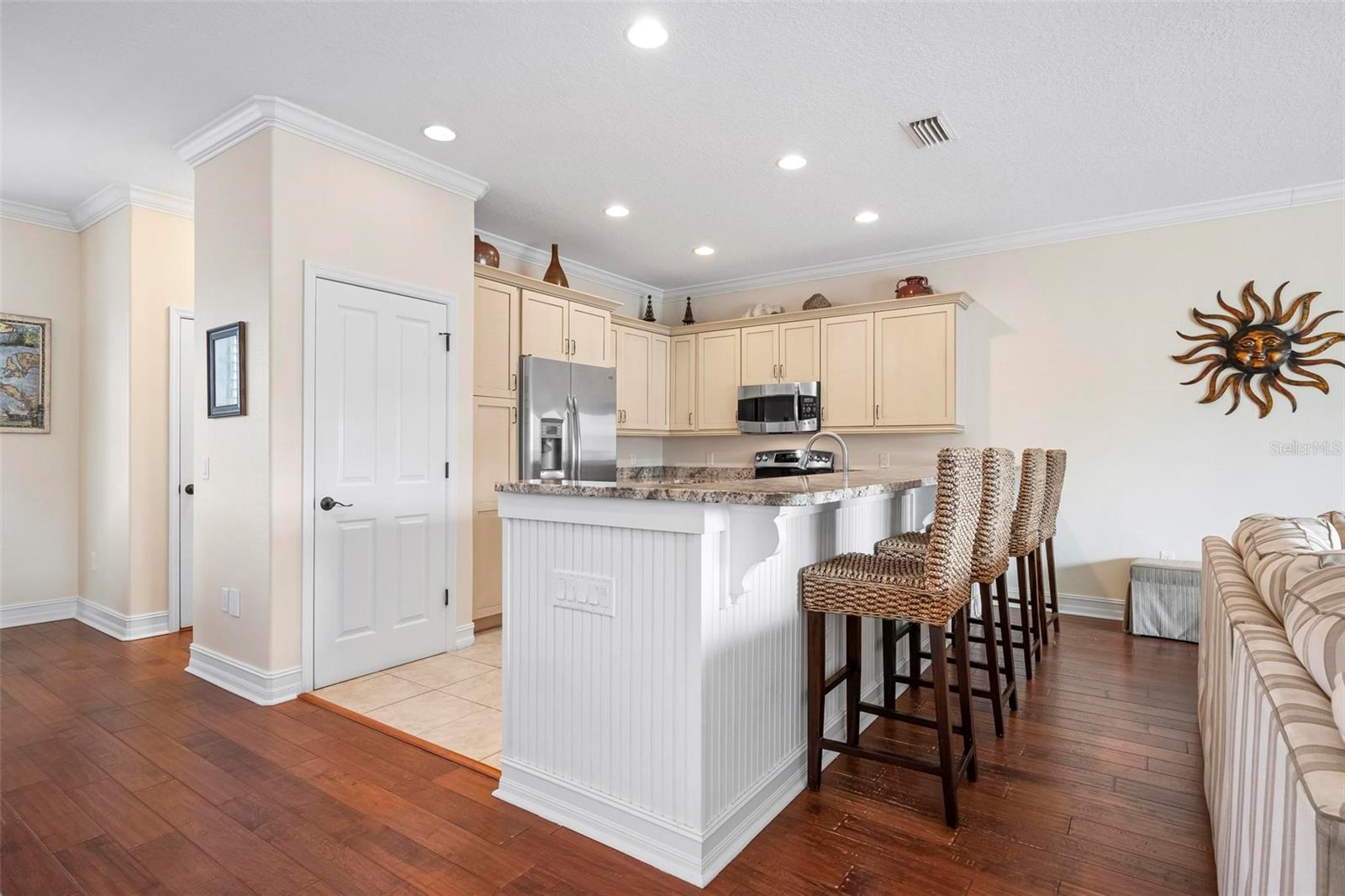 Image 12 of 66 For 215 65th Street