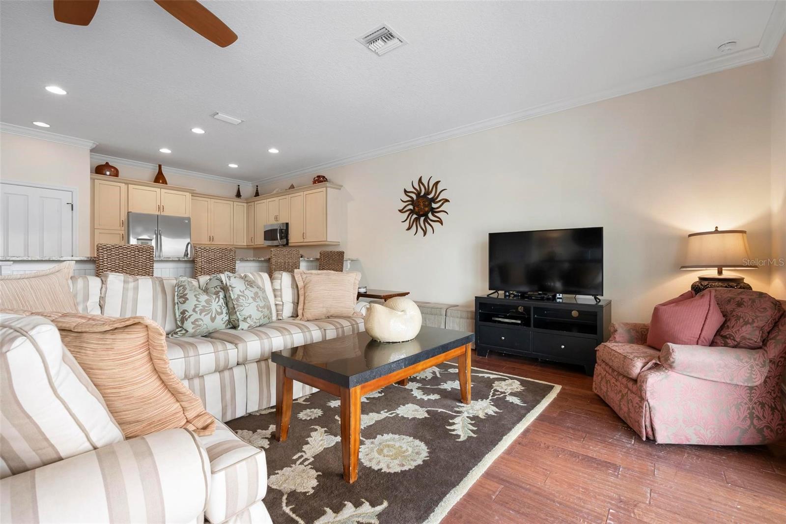 Image 21 of 66 For 215 65th Street