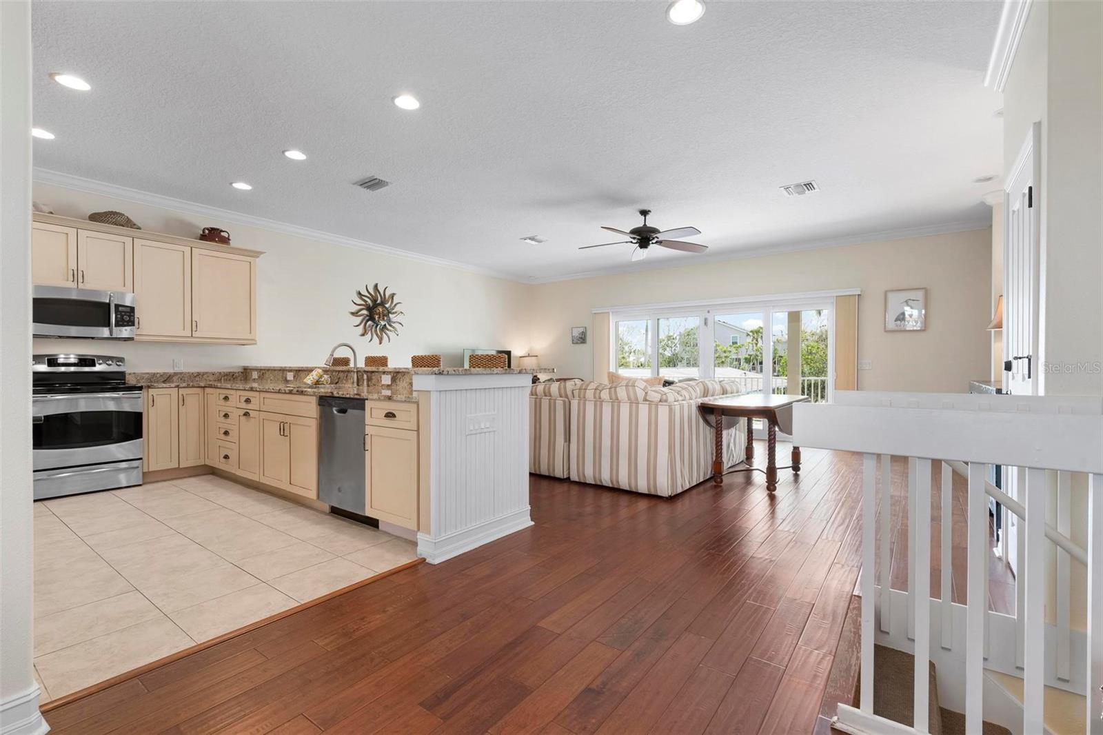 Image 6 of 66 For 215 65th Street