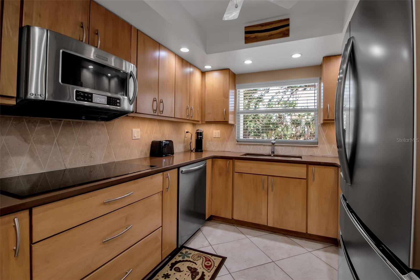 Image 10 of 54 For 10423 Waterbird Way 10423