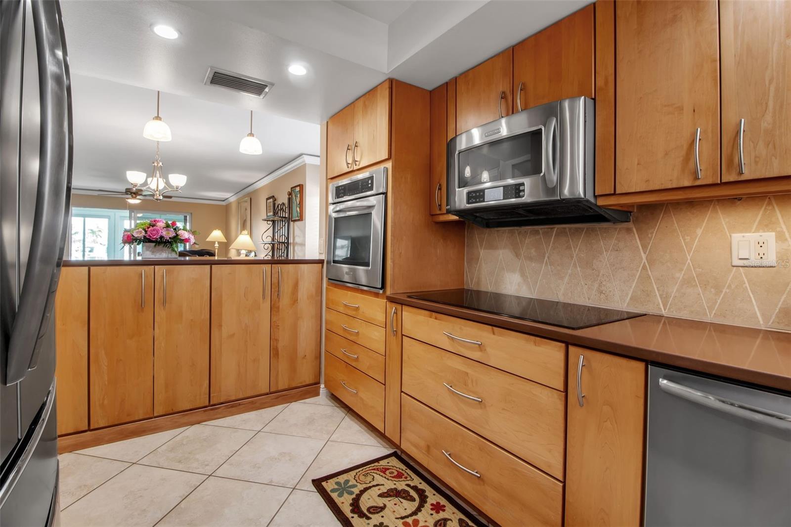 Image 12 of 54 For 10423 Waterbird Way 10423